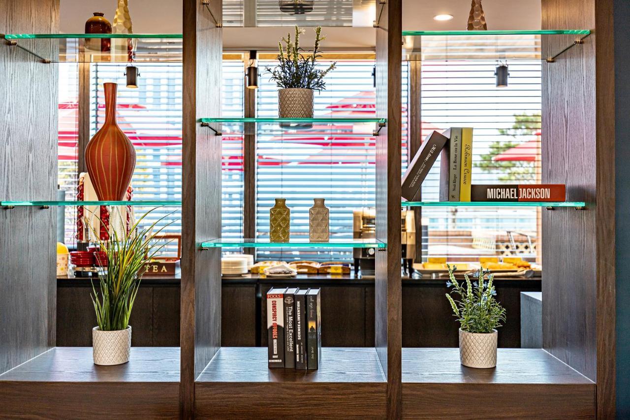 Ramada Hotel And Suites Seoul Namdaemun Exterior photo